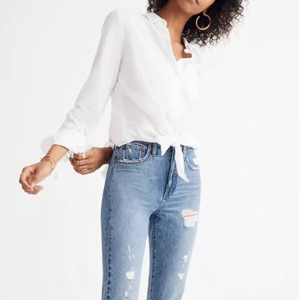 Button Down Shirt with Tie Bottom (Size Small)